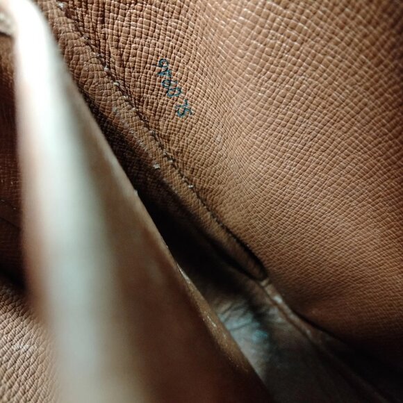 Authentic Louis Vuitton Cartouchiere MM Monogram Shoulder Bag LCMON200-120125 - Picture 7 of 9